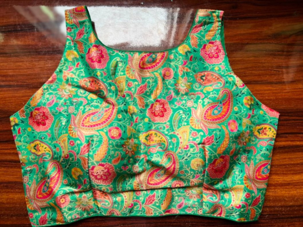 Jaycard position blouse with back elastic view 2