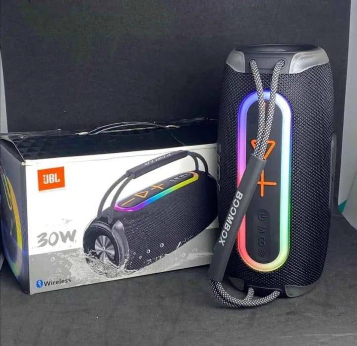 JBL BOOMBOX 900 Portable Speaker view 4