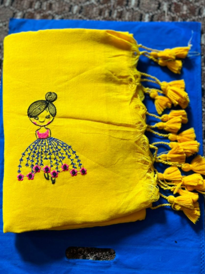 Mul Cotton Doll Embroidery Sari with Blouse view 2