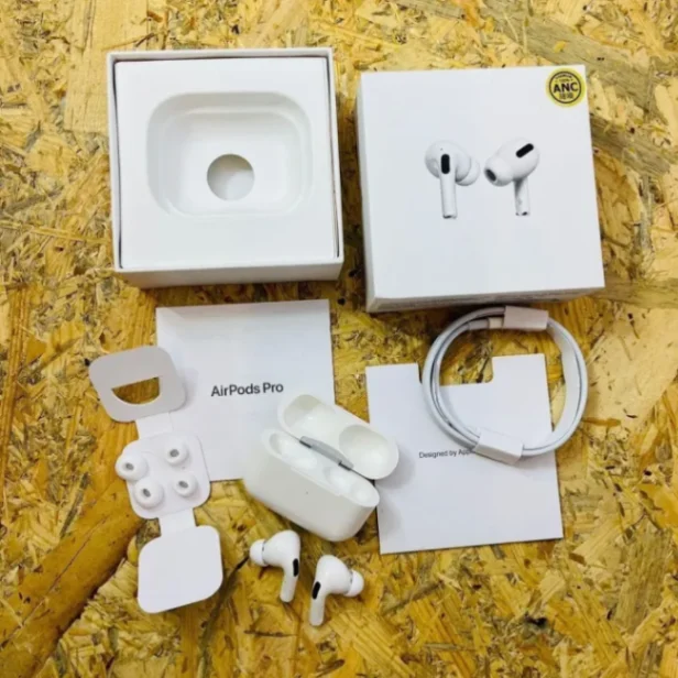 airpods pro 2nd generation with magsafe charging case usb c view 1