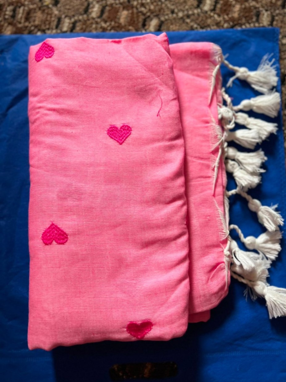 Mul cotton heart embroidery sari with blouse view 6