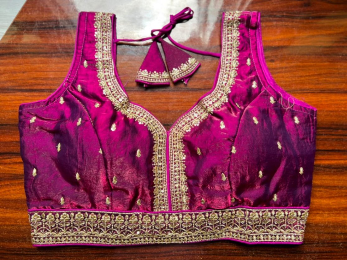 Silk embroidery blouse with additional sleeves view 4
