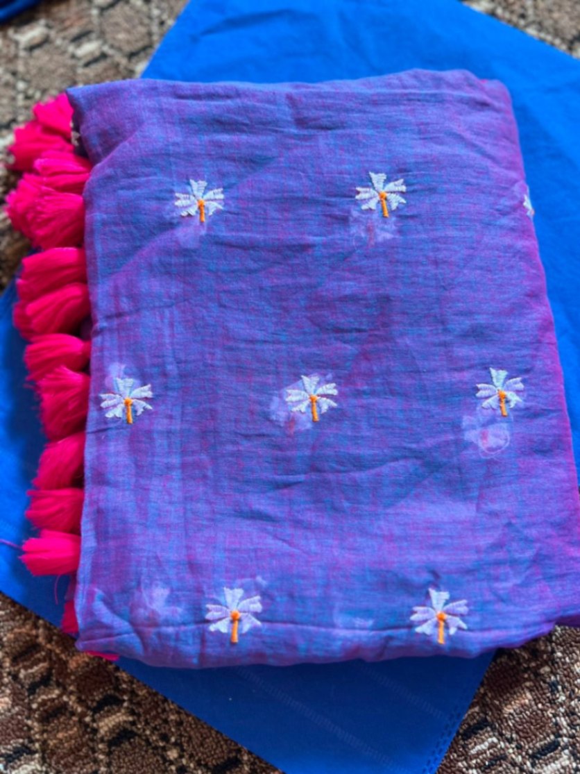 Mul Cotton Parijat Embroidery Sari with Blouse view 3
