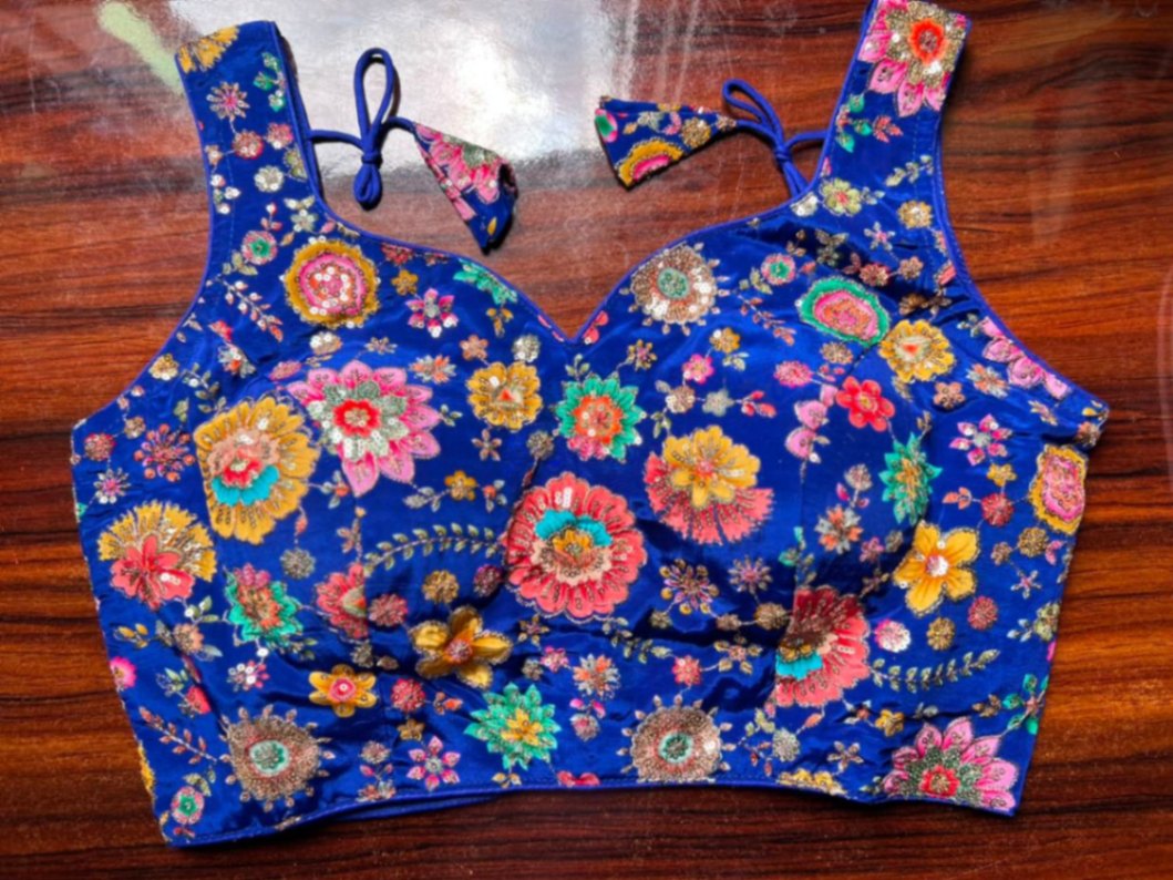 Creap pojisan blouse with additional sleeves view 3