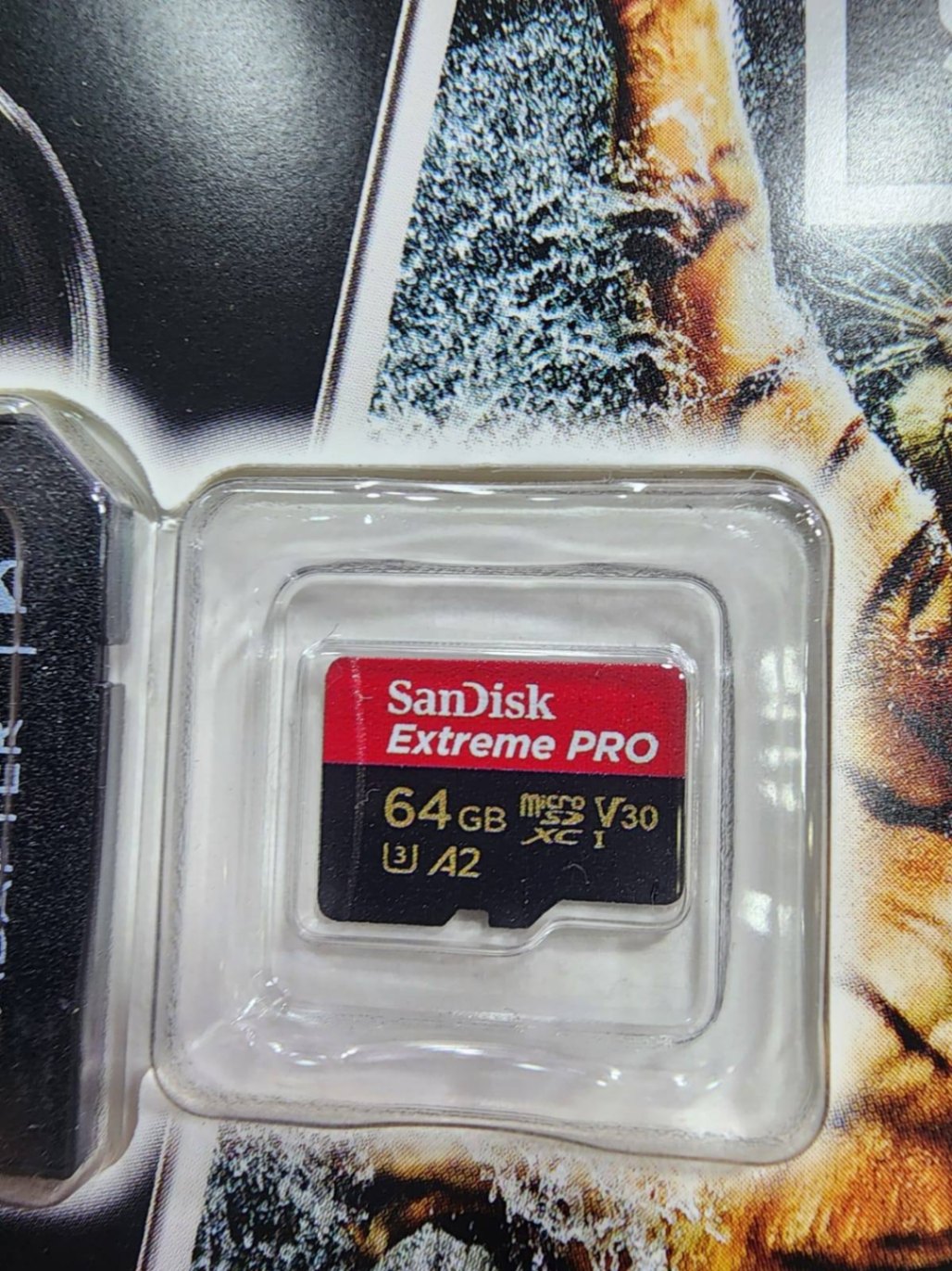 SanDisk Extreme Pro 64GB Memory Card view 2