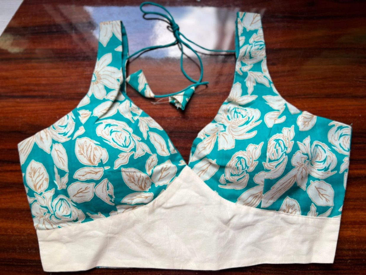 Cotton blouse with additional sleeves view 2